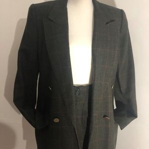 Women's bermuda short and blazer, S8